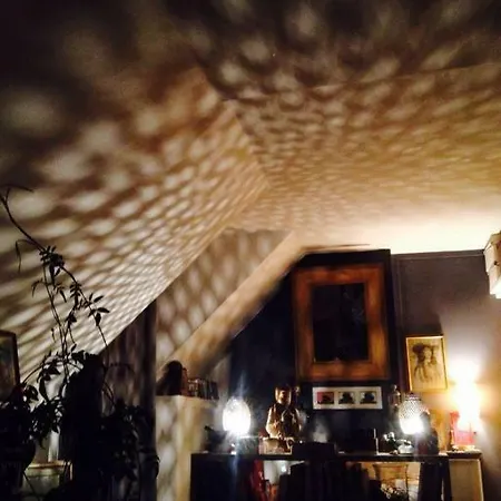 Loft De Charme Sous Les Toits * Paris